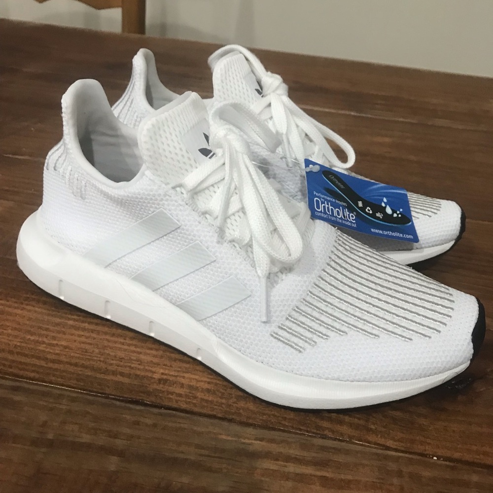 Women’s Original MI Swift Run Adidas Tennis Shoes